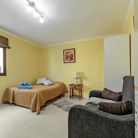 Casa Crisanta Apartment Adeje